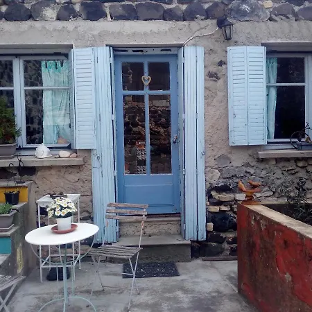 Ruelles Et Terrasses